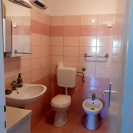 Apartment Nada 5 - Apartman S Pogledom Na More